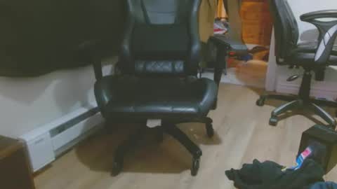 tonytonytony3001 online show from 02-14-26, 01:24