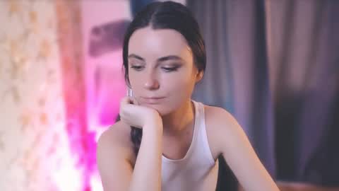 Snapshot of too_beautiful chatting on 03-12-25, 10:48 Elizabeth online show from 03-12-25, 10:48