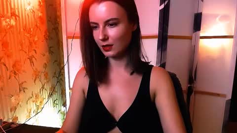 Snapshot of too_beautiful chatting on 09-12-25, 05:13 Elizabeth online show from 09-12-25, 05:13