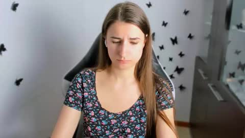 Snapshot of tooboringgirl chatting on 09-13-25, 05:46 Alisson online show from 09-13-25, 05:46