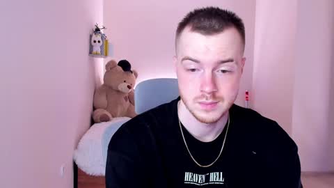 toohornyserj online show from 01-10-25, 04:01