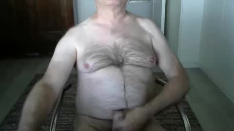 Snapshot of tooohard chatting on 05-02-26, 11:59 Alex online show from 05-02-26, 11:59