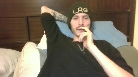 Snapshot of tootall803 chatting on 01-21-25, 04:54 TooTall803 online show from 01-21-25, 04:54