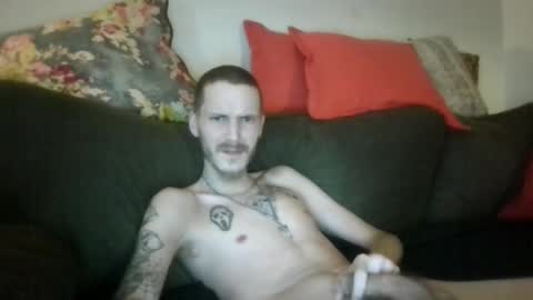 Snapshot of tootall803 chatting on 10-07-25, 02:47 TooTall803 online show from 10-07-25, 02:47