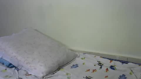 Snapshot of top_rider chatting on 01-20-25, 08:40 Victor online show from 01-20-25, 08:40