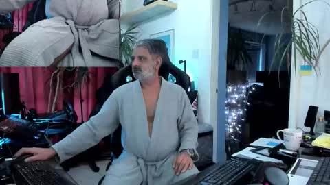 topalphaboss online show from 10-23-25, 07:40