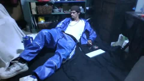 SagMeOreduceMe online show from 06-18-26, 11:14