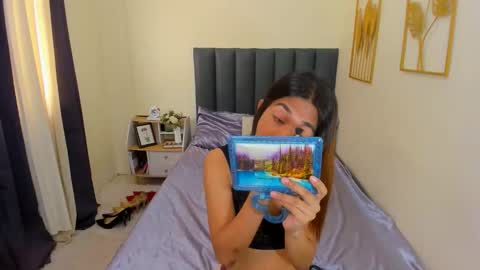 Snapshot of toptranshannah chatting on 11-18-25, 01:55 toptranshannah online show from 11-18-25, 01:55