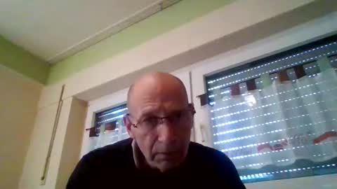 Torasemi online show from 05-15-26, 10:00