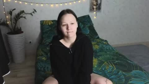 Snapshot of tori_sweet_tori chatting on 06-06-26, 01:00 Tori online show from 06-06-26, 01:00