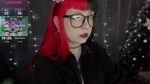 your personal gothic girl check it    online show from 01-08-26, 10:12