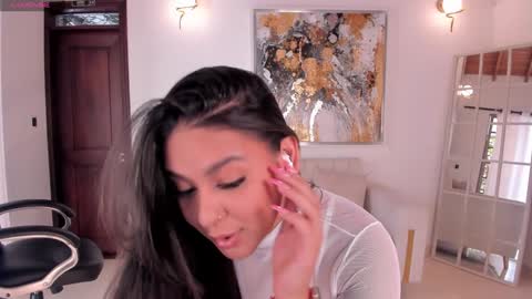 Tori Cross online show from 02-01-25, 02:02