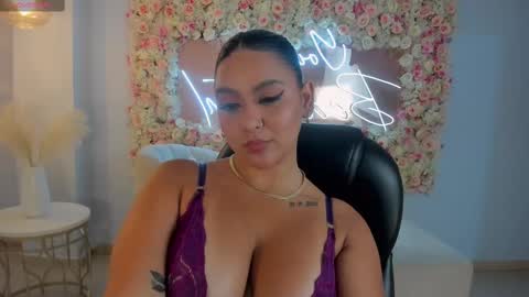 Tori Cross online show from 02-10-25, 04:47