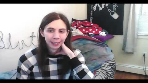 Luna online show from 02-15-26, 04:31