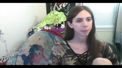 Snapshot of totalfuckingadorable chatting on 07-26-26, 05:15 Luna online show from 07-26-26, 05:15