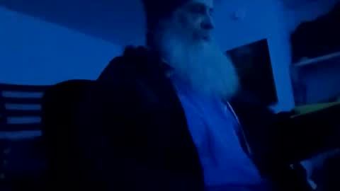 totallyawesome_65 online show from 04-04-26, 06:55