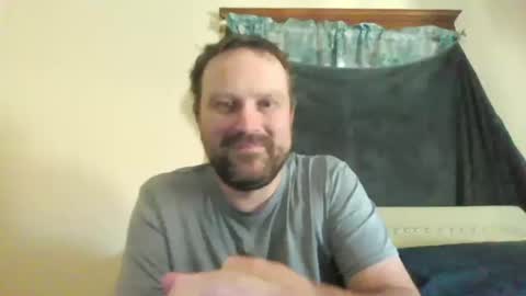 Snapshot of totalpackage2089 chatting on 10-12-25, 09:03 Big Daddy Balls online show from 10-12-25, 09:03