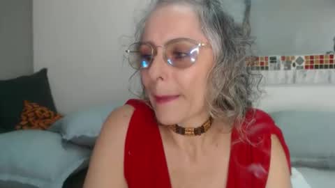 Snapshot of totypink chatting on 05-06-26, 04:56 TotyPink online show from 05-06-26, 04:56