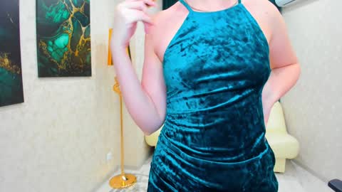 Snapshot of touch_the_heart chatting on 01-13-25, 09:41 Touch The Heart online show from 01-13-25, 09:41