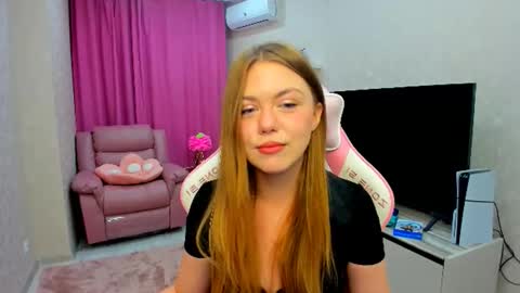 Snapshot of touch_the_heart chatting on 09-21-25, 03:30 Touch The Heart online show from 09-21-25, 03:30