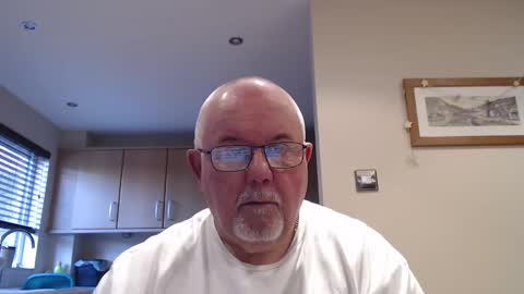 Snapshot of touchwood25 chatting on 12-09-24, 09:28 TOUCHWOOD25 online show from 12-09-24, 09:28