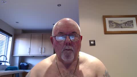 Snapshot of touchwood25 chatting on 02-22-25, 03:58 TOUCHWOOD25 online show from 02-22-25, 03:58