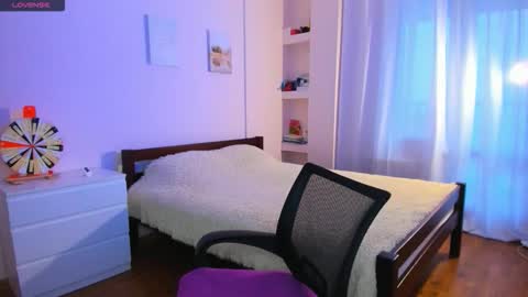 Ellina online show from 12-04-25, 09:07