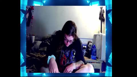 Snapshot of toxiclove1311 chatting on 10-13-25, 01:16 Toxiclove1311 online show from 10-13-25, 01:16