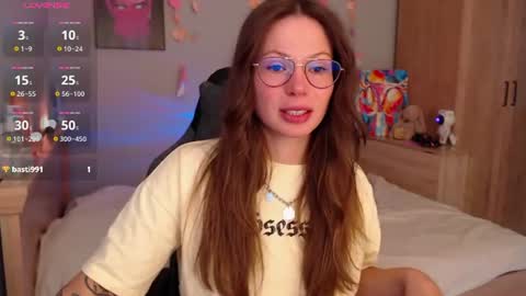 toxkiss online show from 06-17-26, 05:43