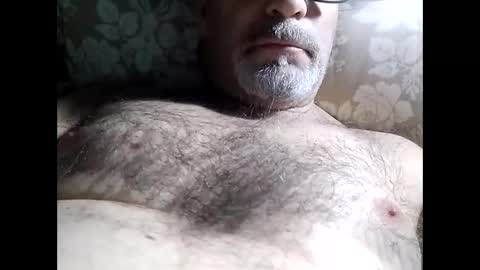 Snapshot of tra649167 chatting on 02-25-25, 11:00 tra649167 online show from 02-25-25, 11:00