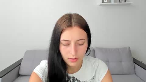 Snapshot of tracey_gill chatting on 06-28-26, 01:22 tracey_gill online show from 06-28-26, 01:22