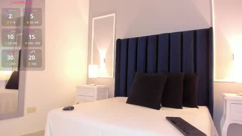 Snapshot of tracydaviss chatting on 11-15-25, 02:31 Tracy online show from 11-15-25, 02:31