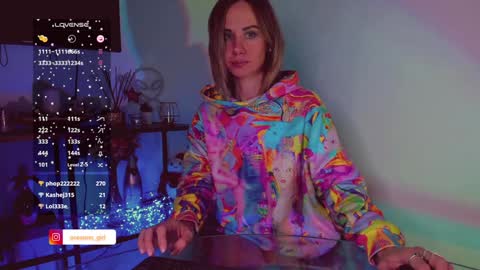 Snapshot of trafka_murafka chatting on 01-11-25, 12:44 Hey my name is Kiri Kiri online show from 01-11-25, 12:44