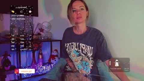 Snapshot of trafka_murafka chatting on 01-17-25, 08:33 Hey my name is Kiri Kiri online show from 01-17-25, 08:33