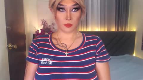 Snapshot of trandomsts chatting on 10-26-25, 04:46 DOM irish online show from 10-26-25, 04:46