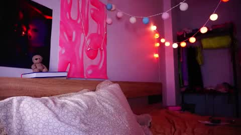 trans ballerina online show from 02-24-25, 09:52