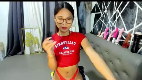 GEN LUXS online show from 06-19-26, 08:40