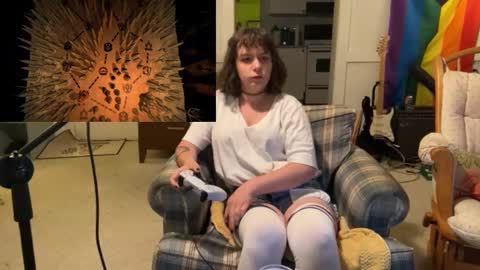 Snapshot of transcumchalice chatting on 09-18-25, 01:40 Mercy online show from 09-18-25, 01:40