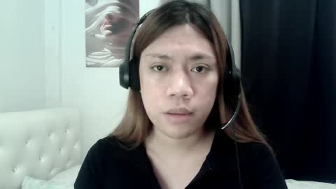 Snapshot of transpinay1998 chatting on 05-10-26, 01:16 Maria online show from 05-10-26, 01:16