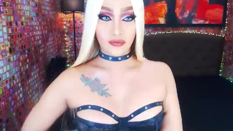 Snapshot of transplayfullolivia chatting on 02-09-25, 11:46 KYLIE BELLA  TS online show from 02-09-25, 11:46