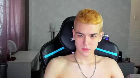 travisrivas online show from 03-08-25, 08:00