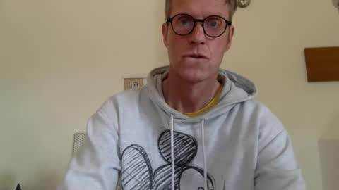 trebo00788 online show from 04-04-26, 02:03