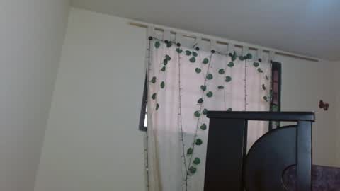 Snapshot of trebol_4 chatting on 07-11-26, 06:54 trebol_4 online show from 07-11-26, 06:54