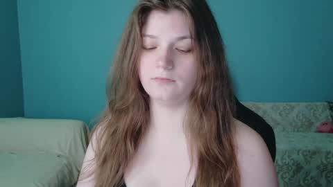 Snapshot of treejeanne chatting on 05-24-26, 04:45 TreeJeanne online show from 05-24-26, 04:45