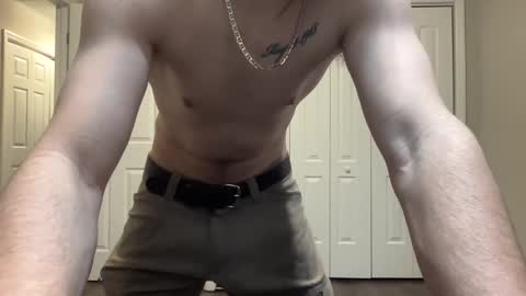 Snapshot of treeman817 chatting on 12-09-24, 02:39 treeman817 online show from 12-09-24, 02:39