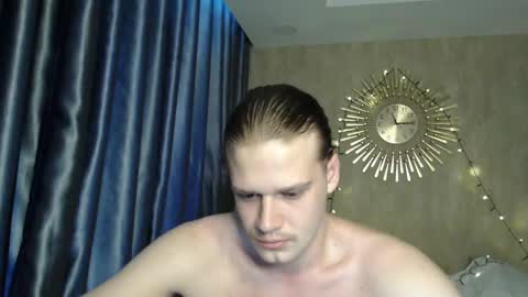 Snapshot of treezyny chatting on 01-15-25, 03:11 Sarah And Jon online show from 01-15-25, 03:11