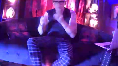 Trent Pounder online show from 04-26-26, 10:13