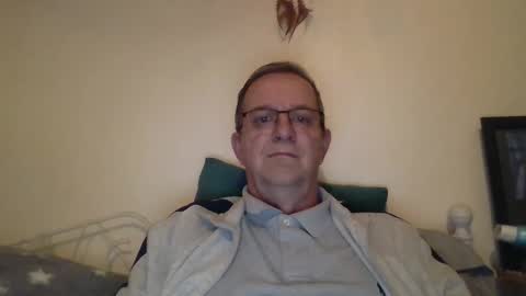 Snapshot of trev8331 chatting on 10-05-25, 06:23 Fe-fi-fo-fum online show from 10-05-25, 06:23