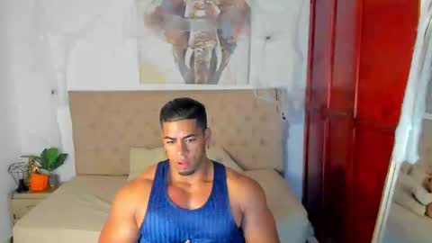 Snapshot of trevor_vinc chatting on 11-04-25, 12:37 trevor online show from 11-04-25, 12:37