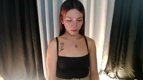 Snapshot of trexie215765 chatting on 07-04-26, 06:25 trexie215765 online show from 07-04-26, 06:25